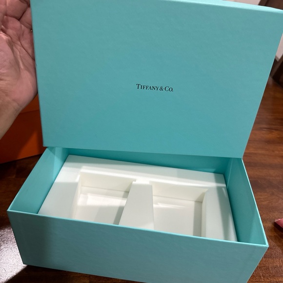 Tiffany Box - Picture 5 of 5